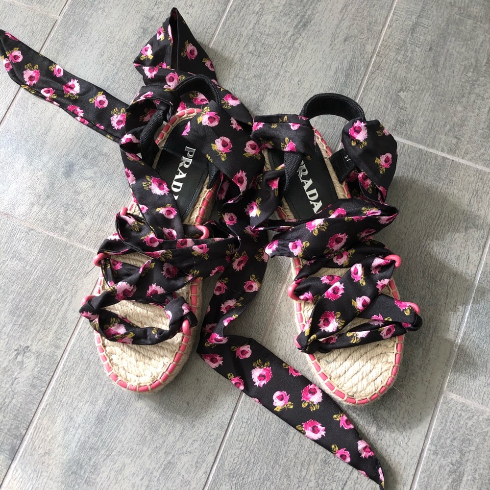 PRADA 2020 Collection silk lace-up espadrilles EUC